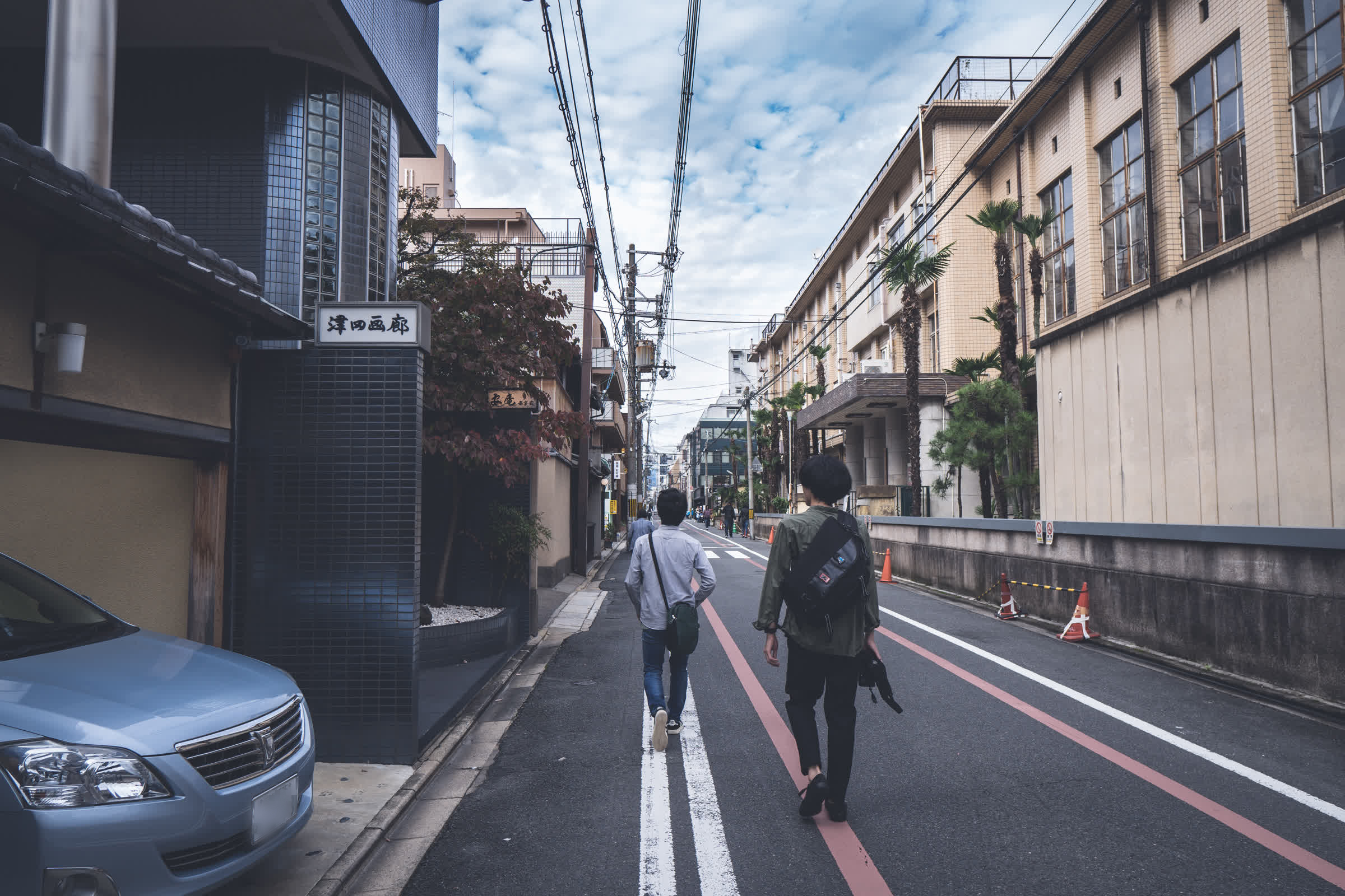 同行者と京都散歩の光景